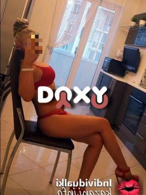 Фотография номер 2 - Земфира, 42 года